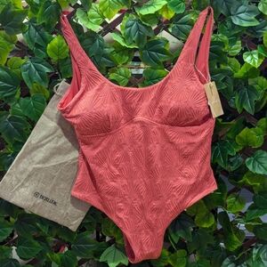 BNWT / Berlook / XL / Jacquard One Piece